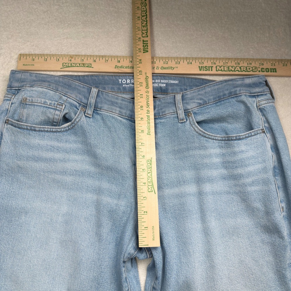 Torrid Low-Rise Baggy Straight Classic Denim Jeans 18R Light Wash NWT Classic - Picture 3 of 7